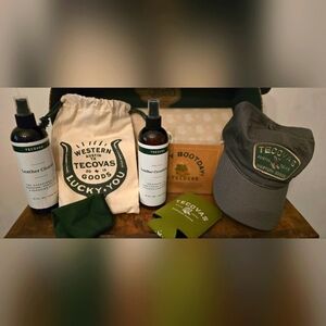 New In Box Tecovas Leather Cleaning Kit w/ Hat, Koozie and Pin